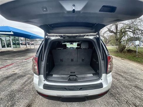 Used 2022 Chevrolet Tahoe Z71 w/ Z71 Off-Road Package image 25