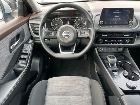 Certified 2023 Nissan Rogue SV AWD/4WD image 9