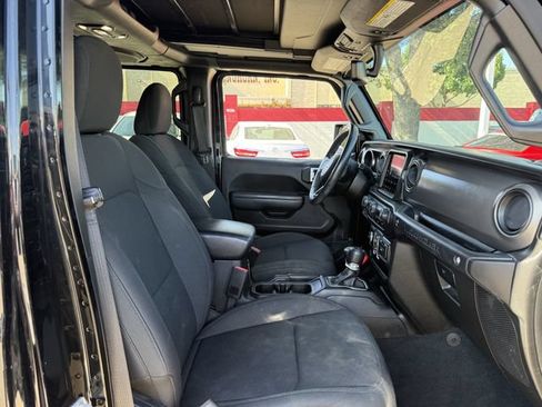 Used 2022 Jeep Wrangler Unlimited Sport w/ Sun And Sound Package AWD/4WD image 28