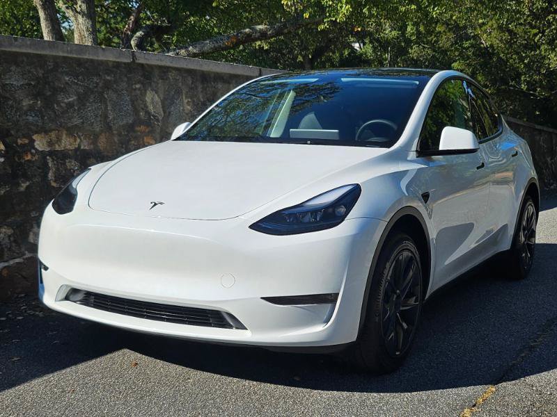 Used 2025 Tesla Model Y Long Range AWD/4WD image 14