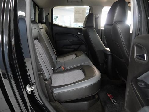 Used 2017 Chevrolet Colorado Z71 image 25