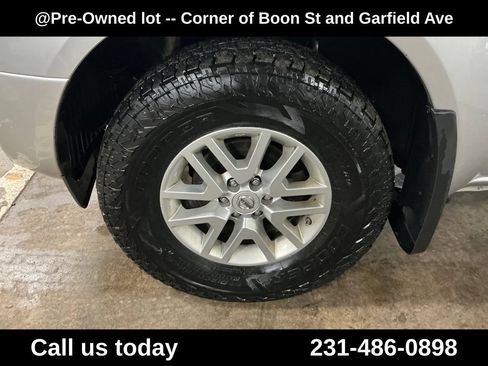 Used 2019 Nissan Frontier SV AWD/4WD image 11