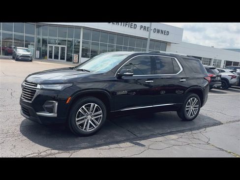 Certified 2023 Chevrolet Traverse High Country FWD image 4