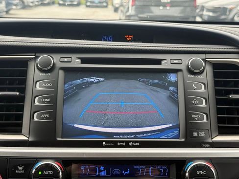 Used 2016 Toyota Highlander XLE AWD/4WD image 42