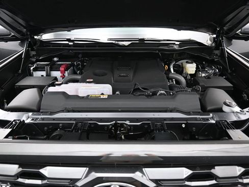 New 2026 Toyota Tundra Platinum image 14