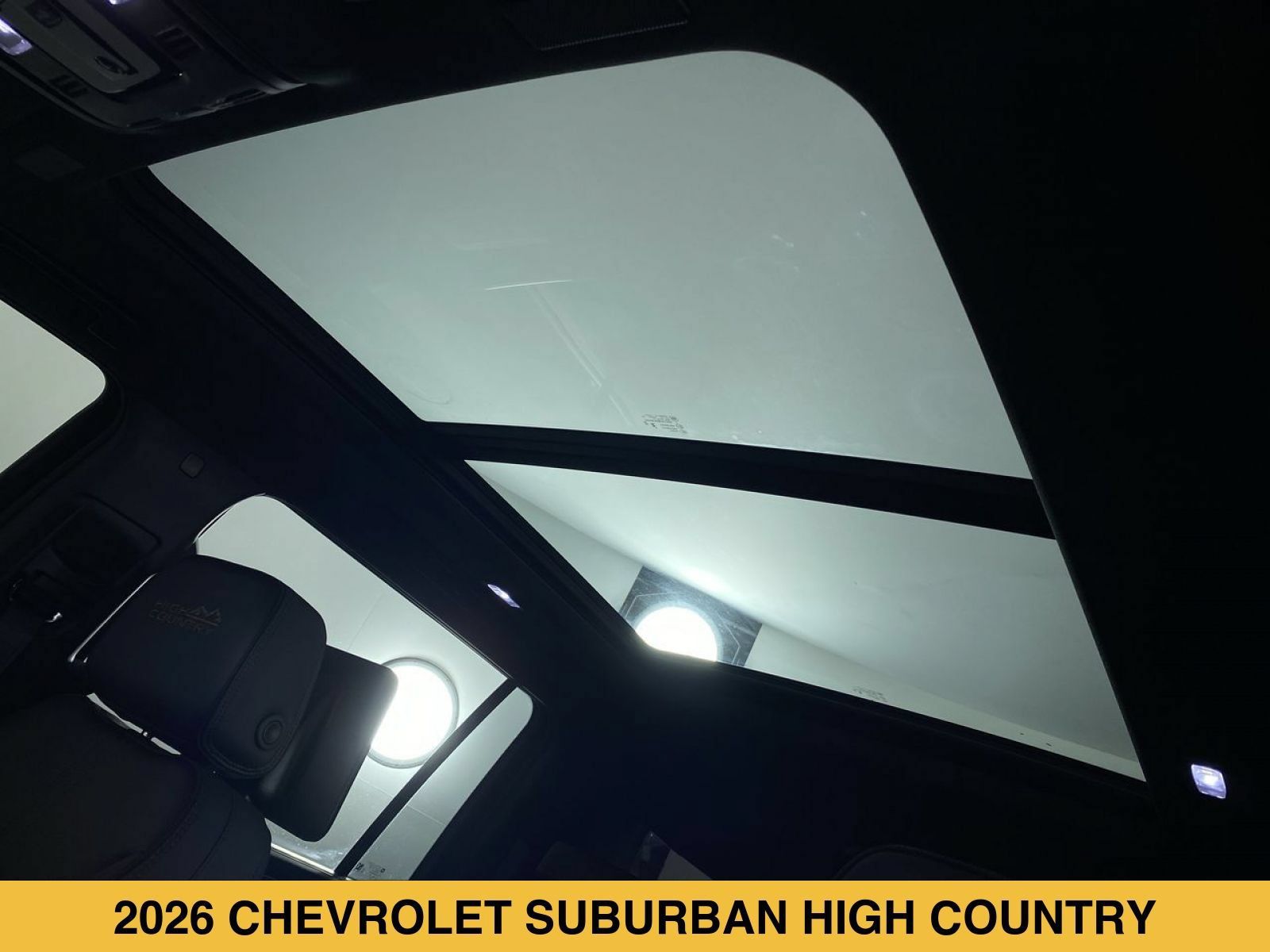 Certified 2026 Chevrolet Suburban High Country AWD/4WD image 10