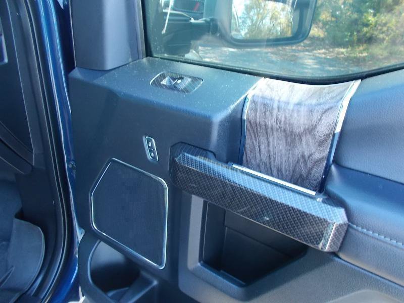 Used 2017 Ford F250 Lariat w/ Lariat Ultimate Package AWD/4WD image 25