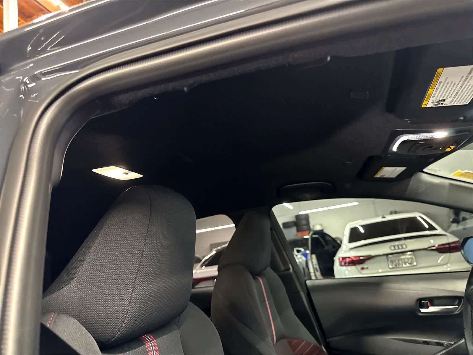 Used 2026 Toyota Corolla SE FWD image 24
