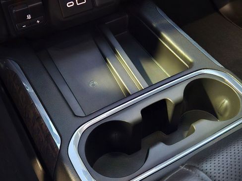 Used 2019 GMC Sierra 1500 Denali w/ Denali Ultimate Package image 30