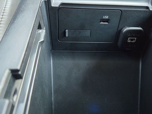 Used 2021 MAZDA MAZDA3 s image 20