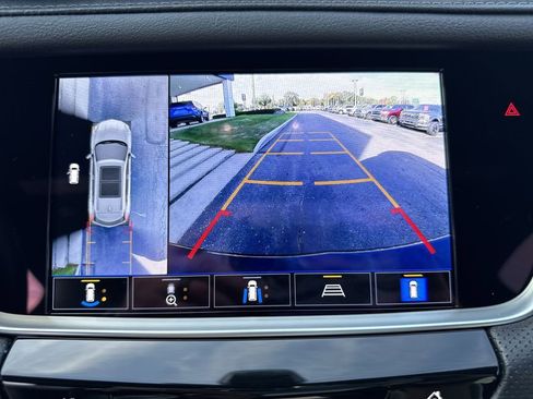 Used 2023 Cadillac XT5 Sportv w/ Technology Package image 15