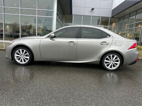 Used 2014 Lexus IS 250 AWD image 2