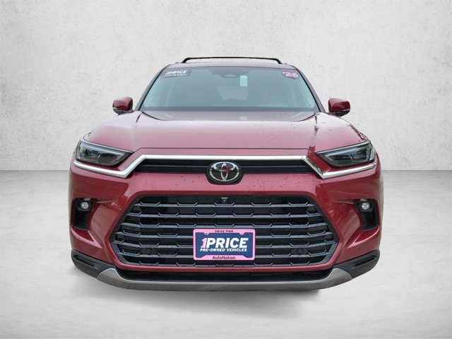 Used 2026 Toyota Grand Highlander AWD image 2