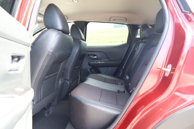 Used 2025 Nissan Kicks SR FWD image 28