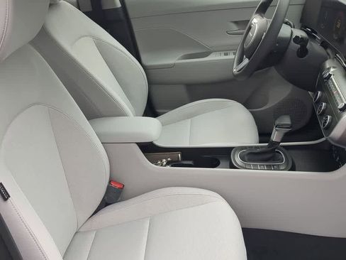 New 2026 Hyundai Kona SE image 22