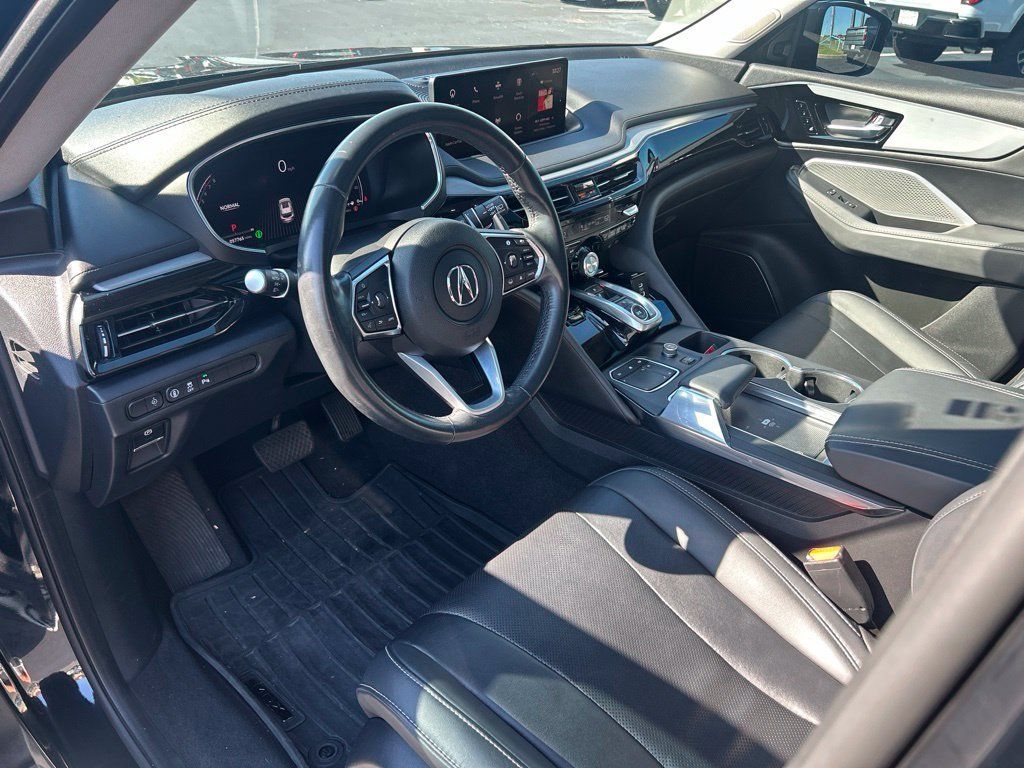 Used 2023 Acura MDX w/ Technology Package AWD/4WD image 19
