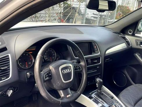 Used 2010 Audi Q5 3.2 Prestige image 9