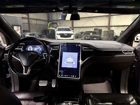 Used 2016 Tesla Model X Performance AWD/4WD image 24