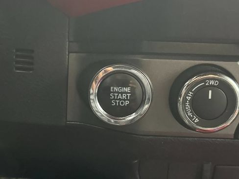 Used 2023 Toyota Tacoma TRD Off-Road AWD/4WD image 20