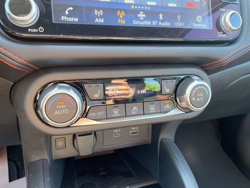 Used 2025 Nissan Versa SR w/ Trunk Package image 26