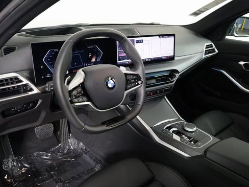 Used 2025 BMW 330i Sedan w/ Premium Package image 7