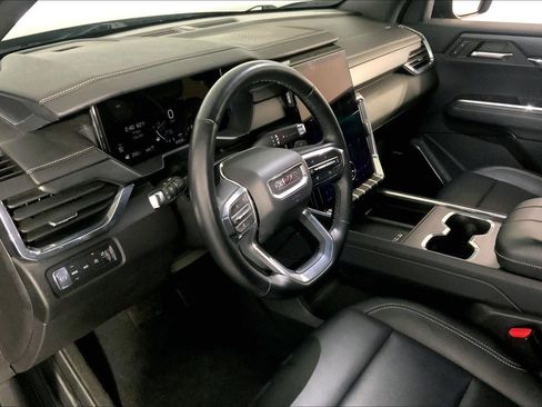 Used 2024 GMC Acadia Elevation AWD/4WD image 14