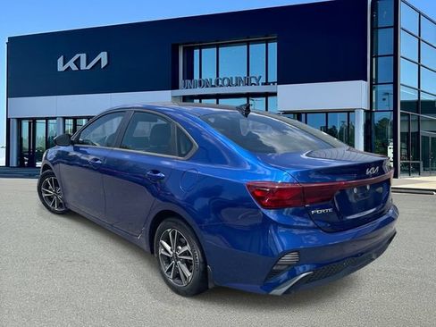 Certified 2022 Kia Forte LXS FWD image 9