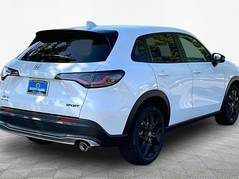 Used 2024 Honda HR-V Sport image 6