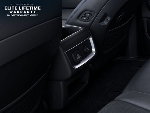 New 2027 Kia Carnival SX Prestige FWD image 27