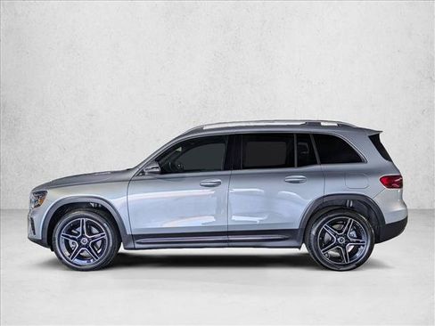 Used 2026 Mercedes-Benz GLB 250 image 12