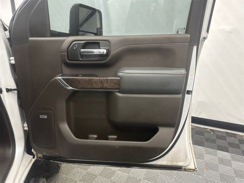 Used 2020 GMC Sierra 2500 Denali w/ Denali Ultimate Package image 16