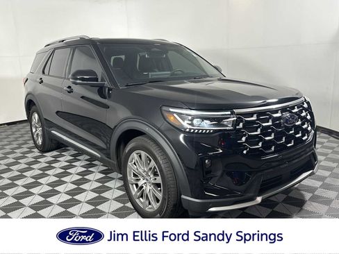 Used 2025 Ford Explorer Platinum RWD image 1