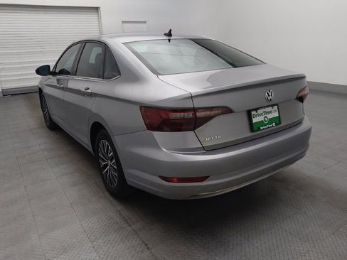 Used 2021 Volkswagen Jetta SE image 5