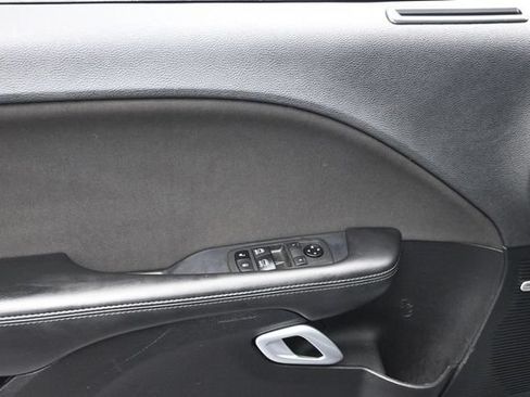 Used 2021 Dodge Challenger R/T Scat Pack RWD image 7