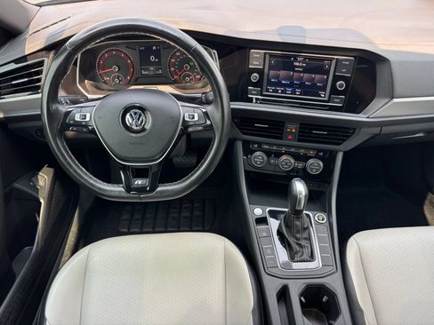 Used 2021 Volkswagen Jetta R-Line FWD image 18