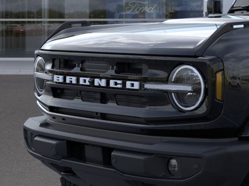 New 2026 Ford Bronco Outer Banks AWD/4WD image 19