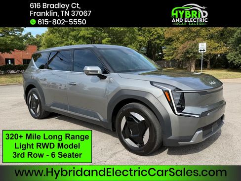 Used 2024 Kia EV9 Light Long Range RWD image 1