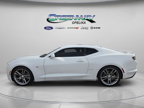 Used 2021 Chevrolet Camaro LT w/ RS Package image 4