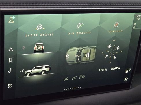 Used 2023 Land Rover Defender 130 X-Dynamic SE image 34