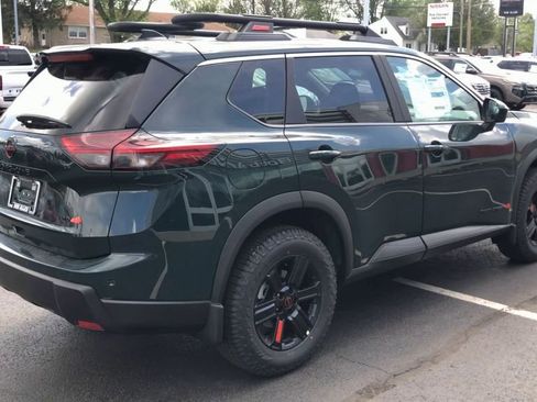 New 2026 Nissan Rogue SV AWD/4WD image 7