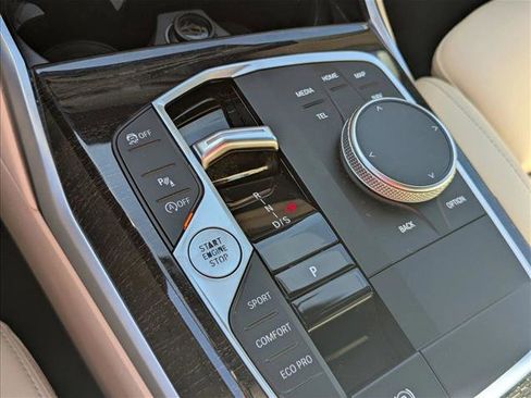 Used 2023 BMW 330i Sedan w/ Driving Assistance Package image 5