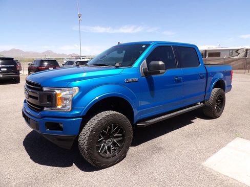 Used 2019 Ford F150 XLT w/ Equipment Group 302A Luxury RWD image 4