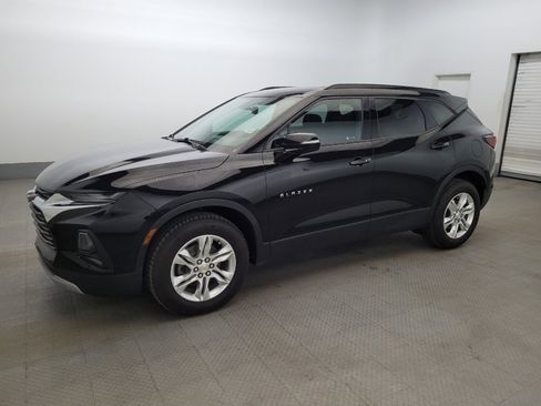 Used 2019 Chevrolet Blazer LT image 2