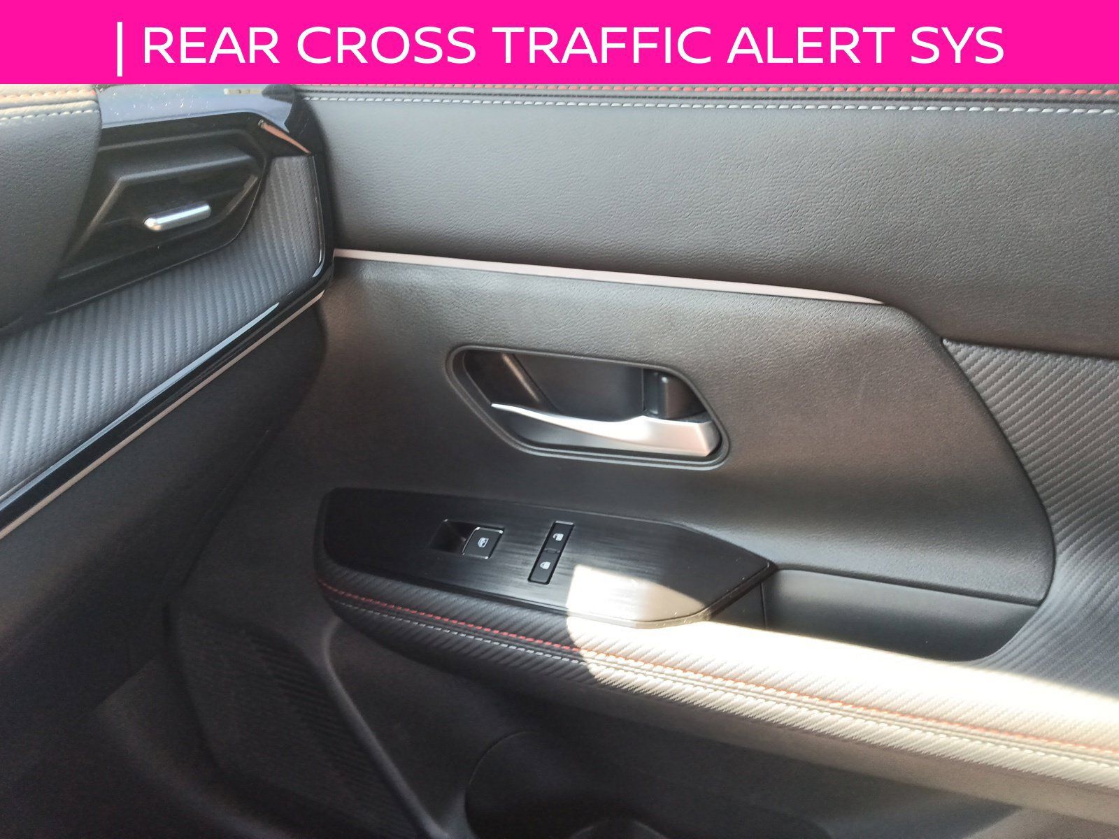 Used 2025 Nissan Kicks SR FWD image 15