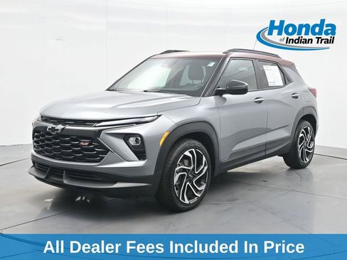 Used 2025 Chevrolet TrailBlazer RS w/ Convenience Package FWD image 1