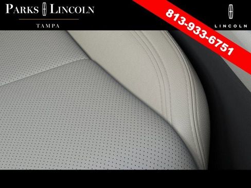 New 2026 Lincoln Aviator Reserve RWD image 16