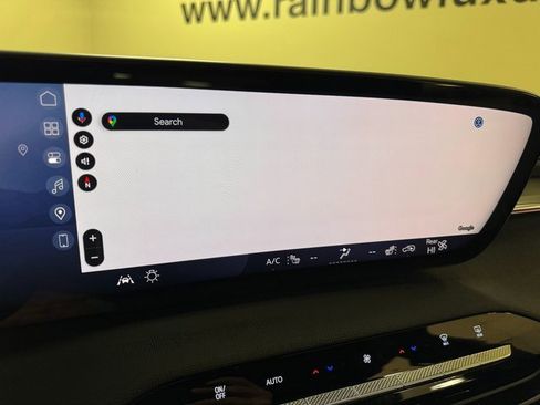 Used 2025 Buick Enclave Sport Touring image 14