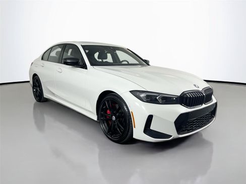 Used 2023 BMW 330i xDrive Sedan w/ M Sport Package AWD/4WD image 8