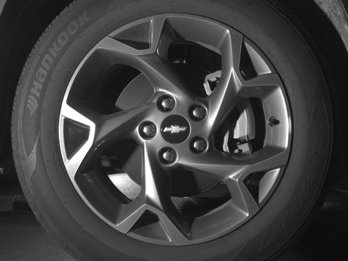 Used 2025 Chevrolet Trax LT FWD image 13