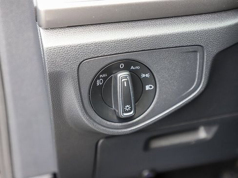 Used 2019 Volkswagen Atlas SEL Premium image 33